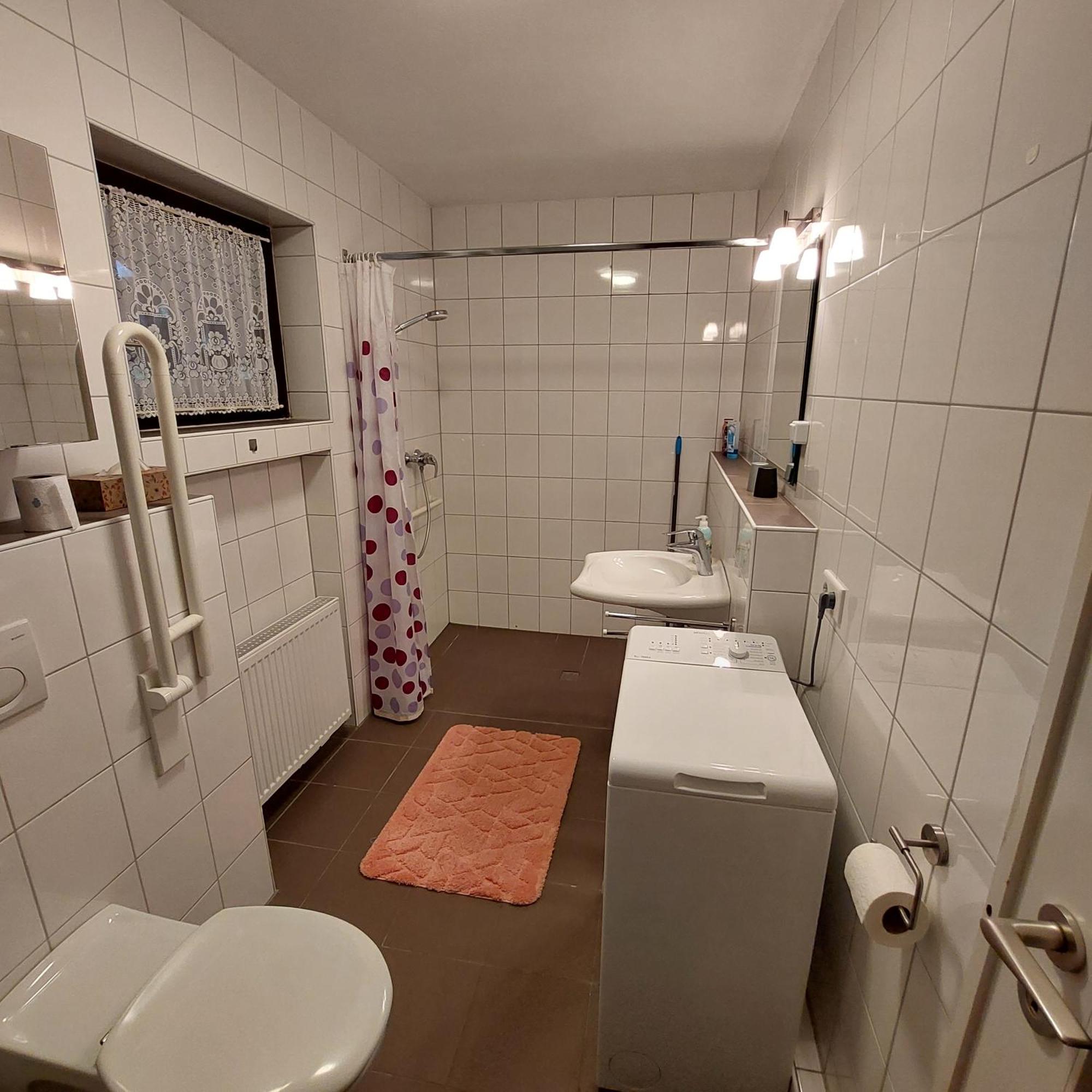 Grosszuegige Wohnung Mit Terrasse Wuerzburg, Zell Zell am Main Extérieur photo
